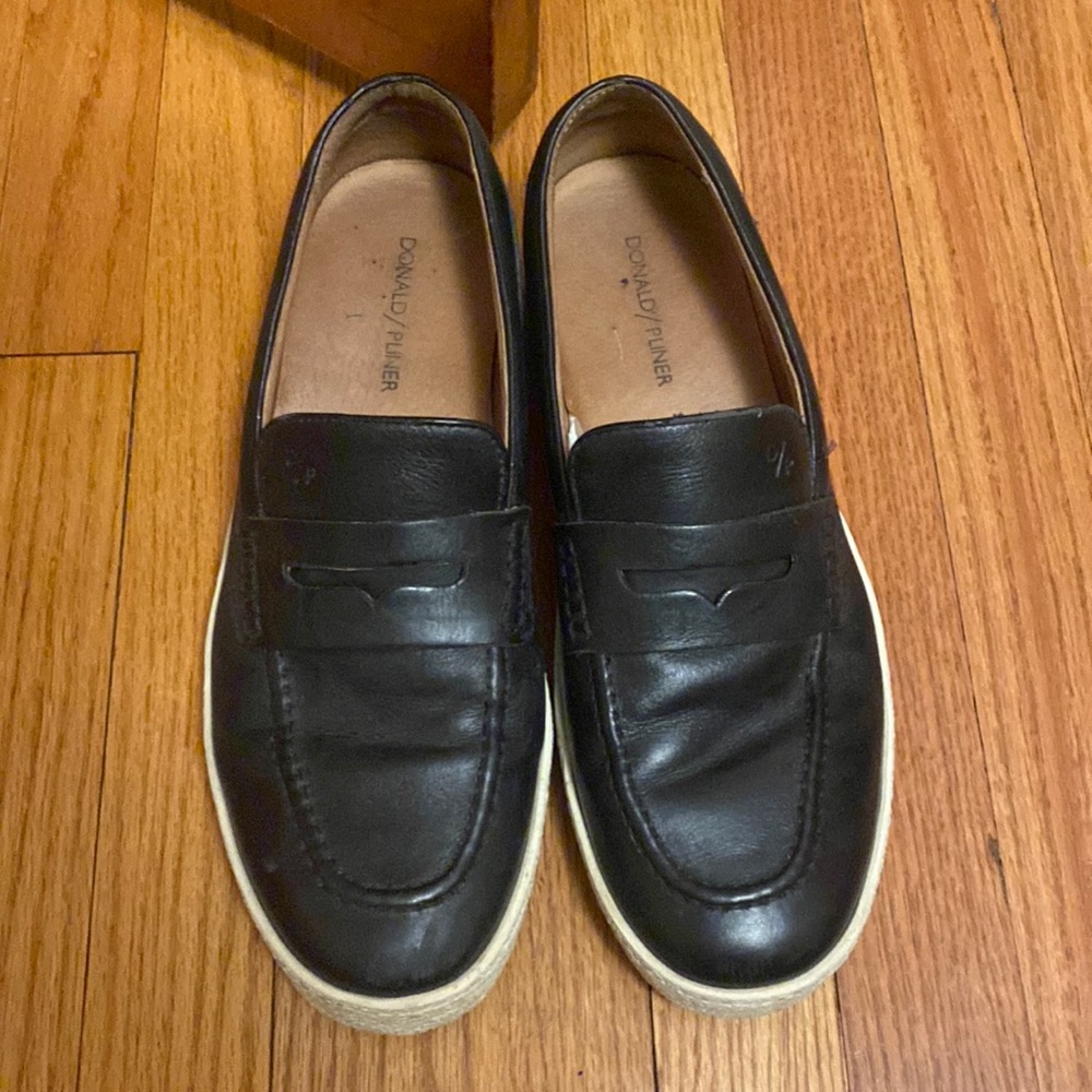 Donald pliner loafers